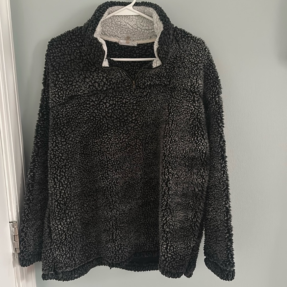 Women’s sherpa pullover!